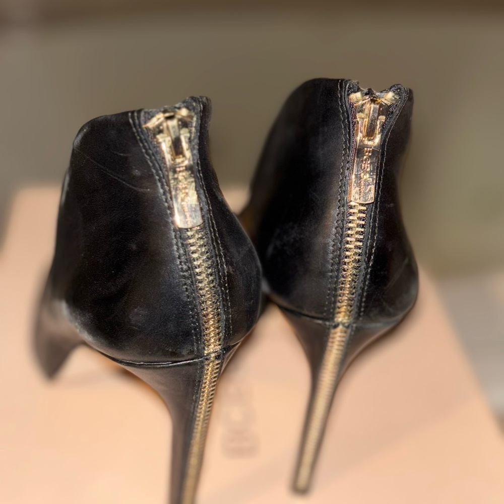 BCBGeneration Heels - Picture 10 of 12